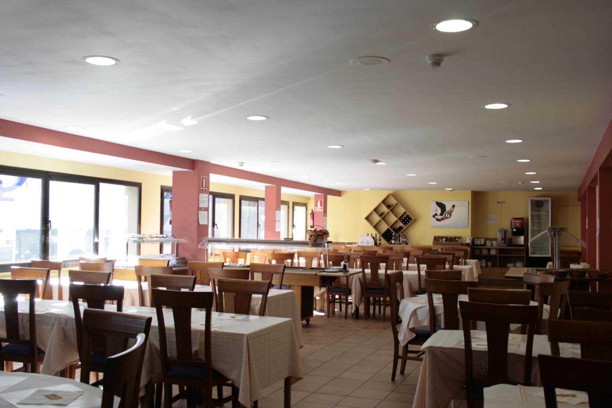 Hotel Refugi Dels Isards Pas De La Casa Dış mekan fotoğraf